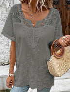 ✨👚 【S–6XL】Elegancka damska bluzka z koronką i dekoltem w serek – haftowana, z krótkim rękawem 🌸